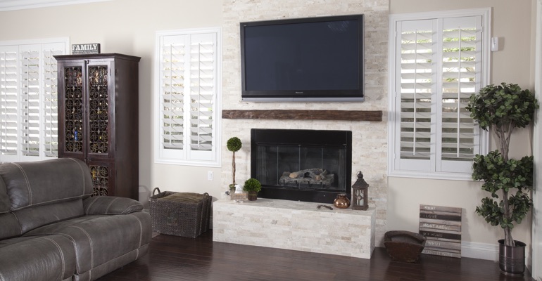 white shutters in Chicago family room